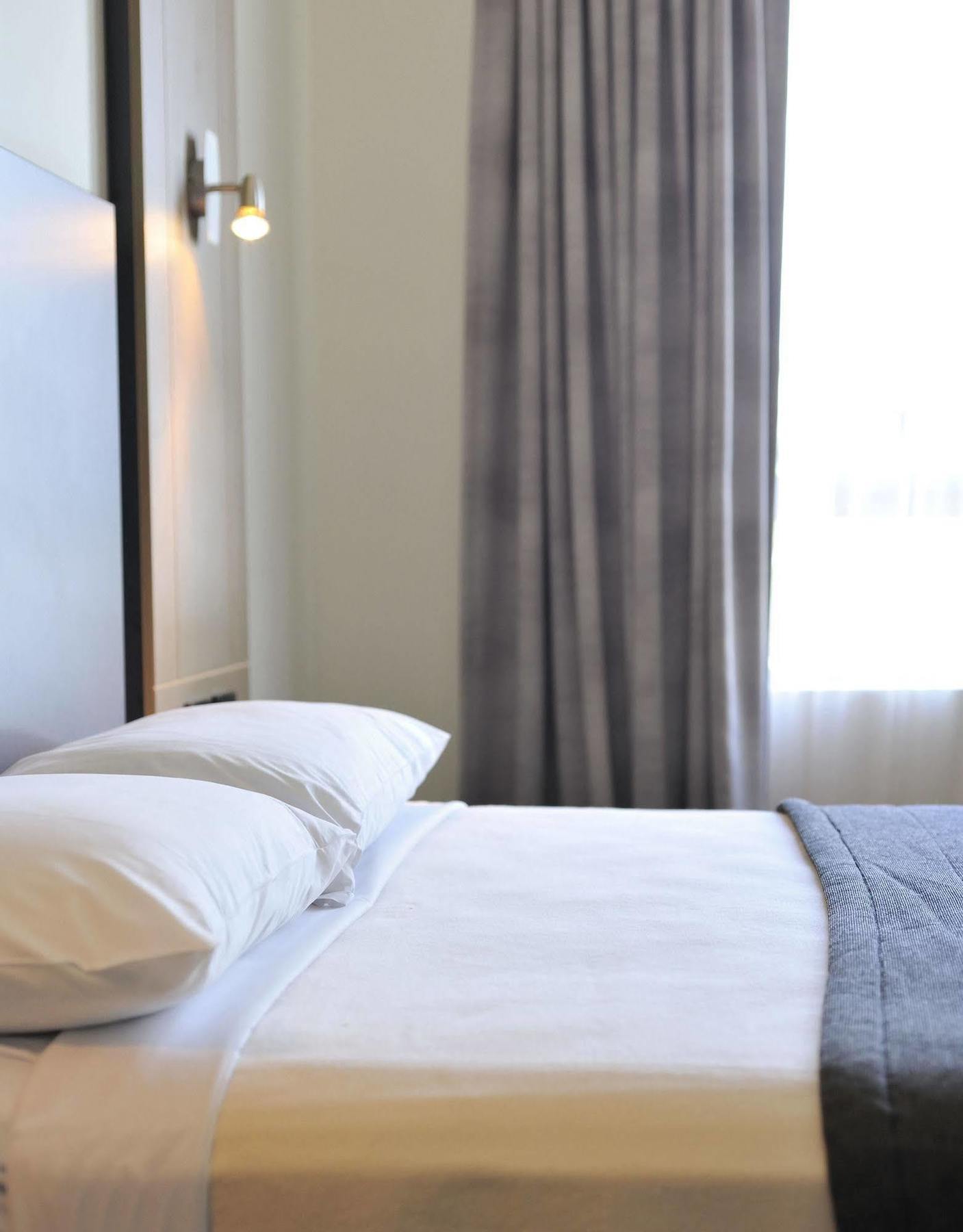 Metro Hotel Ipswich International Екстер'єр фото