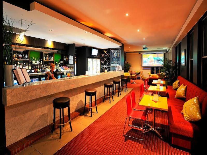 Metro Hotel Ipswich International Екстер'єр фото